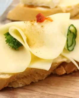 Mini chlebíček sýrový