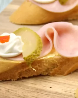 Mini chlebíček šunkový na másle